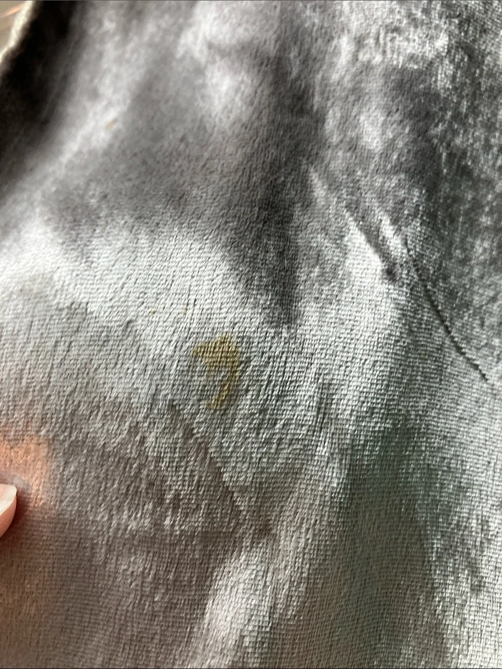 Tory Burch burlap and velvet women’s scarf damaged